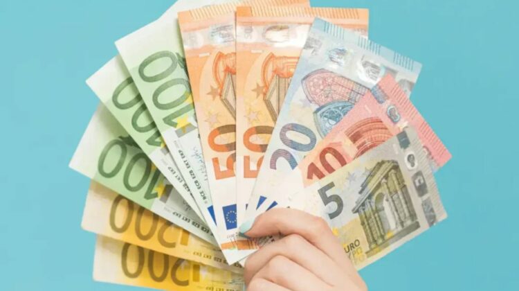 334,92 € Nouvelle loi sur la pension de réversion 2026 : montants en hausse et conditions clés à connaître