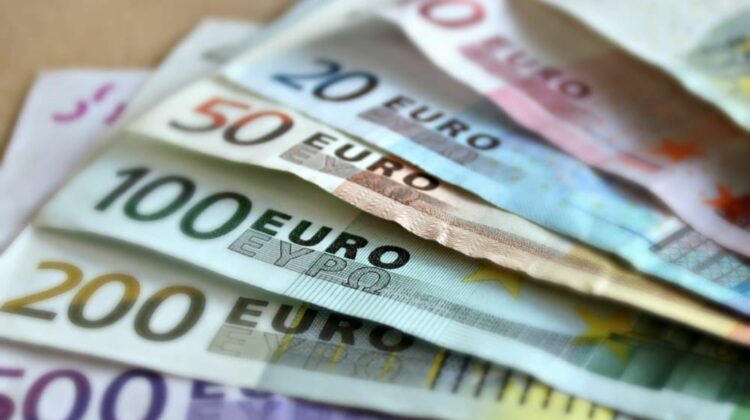 462,33 € Allocation de rentrée scolaire 2026 : jusqu’à pour soutenir les familles à la rentrée