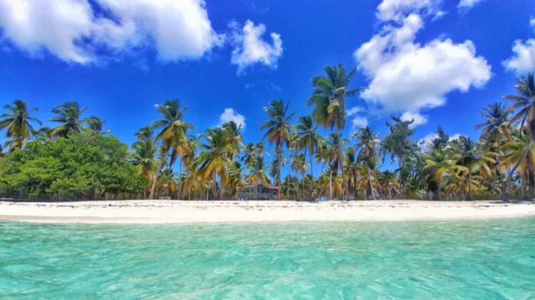 Canada revises travel advisories for Italy, the Dominican Republic and other destinations