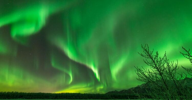 Aurora Borealis North America Weekend Alert: G1 Geomagnetic Storm Aurora Forecast Brings Northern Lights Across U.S. and Canada