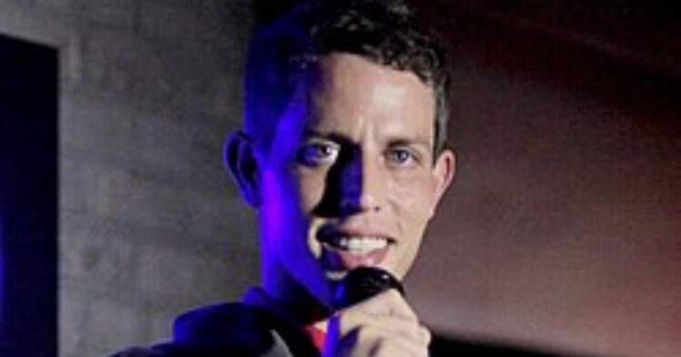 Tony Hinchcliffe Ignites Chaos as Tom Brady Destroys Kevin Hart at Netflix Roast With Eniko Hart Jokes, Katt Williams Drama, and Brutal Roast Lineup Attacks