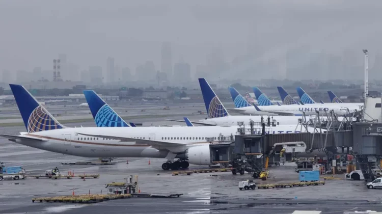 U.S. flight disruptions today: 1,950 cancellations and 2,508 delays impact Atlanta, Austin, Houston, Los Angeles, San Francisco and more, affecting Delta, Southwest, United, SkyWest, Spirit, Frontier, JetBlue and other airlines