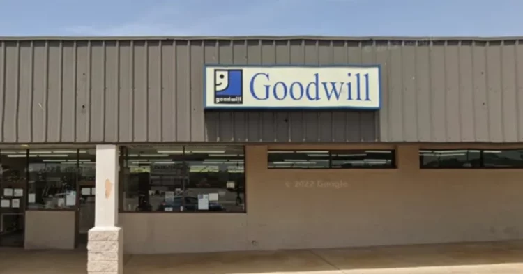 CLOSING TIME Shoppers bid farewell to Goodwill store as ‘tough decision’ forces permanent closure
