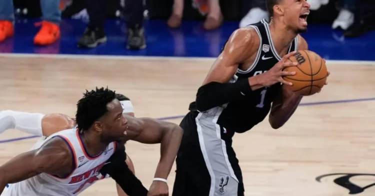 Knicks complete record comeback from 29 points down, beat Spurs 107-106 to take 3-1 NBA Finals lead